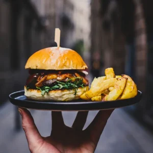 Hamburguesas y Sándwiches